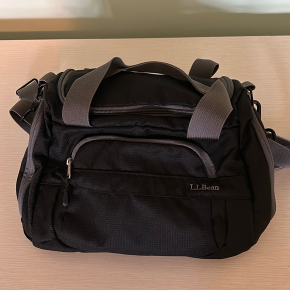 L.L. Bean Handbags - LL Bean Black Tote Travel Bag With Shoulder Strap